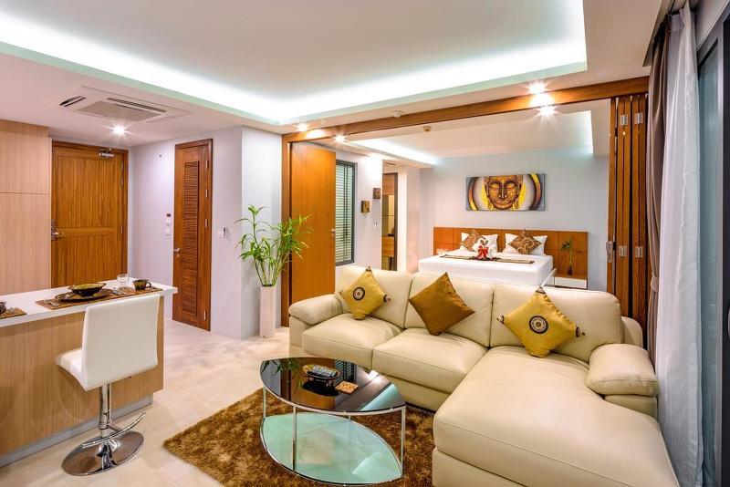 At The Tree Condominium Phuket Buitenkant foto
